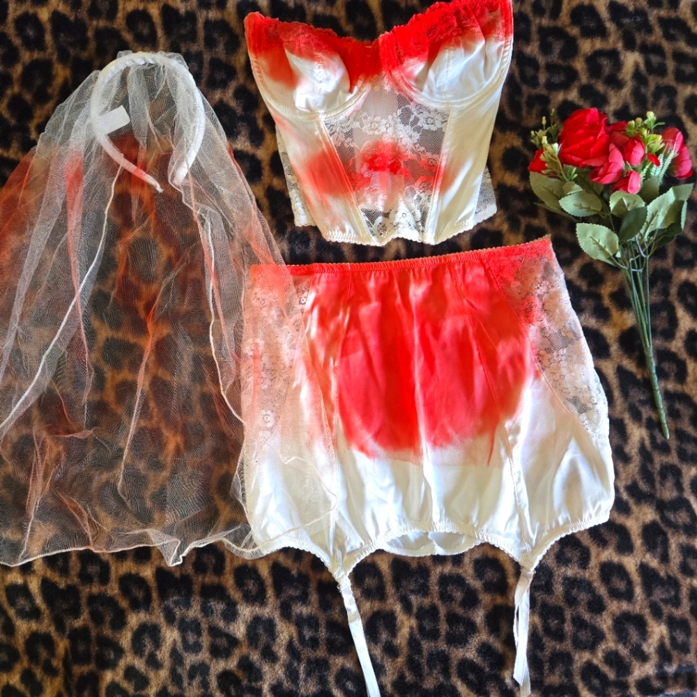 Bloody bride x dollskill